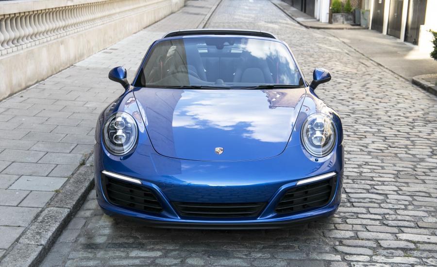  Porsche 911 Targa 4S 2016 года  (UK) (фото 10 из 40)